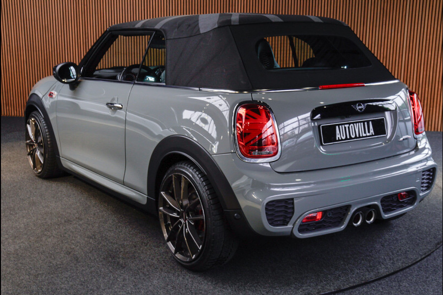 MINI Cabrio 2.0 John Cooper Works 232pk HUD Navi Leer Camera Harman K. PDC Carplay Keyless Go & Entry LM velgen Zwarte binnenhemel Stoelverwarming Sportstoelen LED BTW auto!