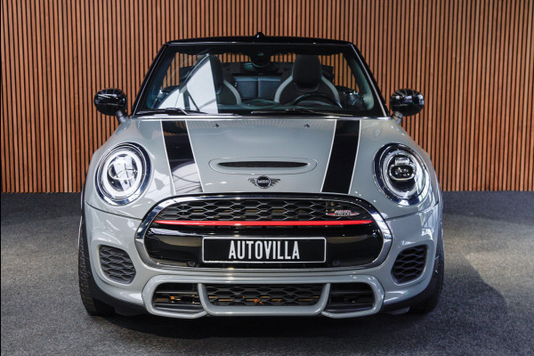 MINI Cabrio 2.0 John Cooper Works 232pk HUD Navi Leer Camera Harman K. PDC Carplay Keyless Go & Entry LM velgen Zwarte binnenhemel Stoelverwarming Sportstoelen LED BTW auto!