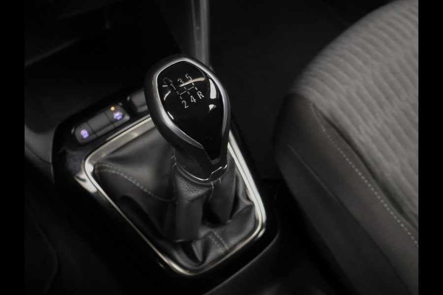 Opel Corsa 1.2 Edition Sport (APPLE CARPLAY,NAVI,PDC,CRUISE,LED,ELEKTRISCH PAKKET,LANE ASSIST,SPORTSTOELEN,NETTE STAAT)