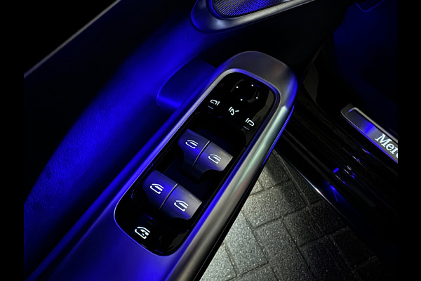 Mercedes-Benz C-Klasse 300 e AMG Pano|BTW|HuD|Burmester