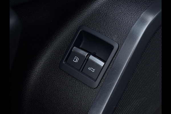 Audi Q5 50 TFSI e S-line | Trekhaak | Carplay | ACC | Stoelverwarming | Elektr. achterklep | DAB+ | LED