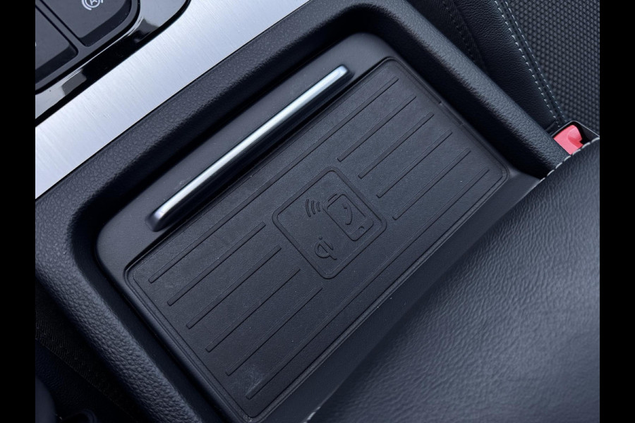 Audi Q5 50 TFSI e S-line | Trekhaak | Carplay | ACC | Stoelverwarming | Elektr. achterklep | DAB+ | LED