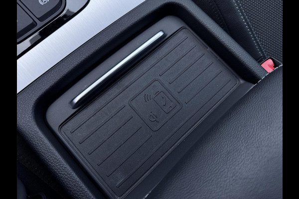 Audi Q5 50 TFSI e S-line | Trekhaak | Carplay | ACC | Stoelverwarming | Elektr. achterklep | DAB+ | LED