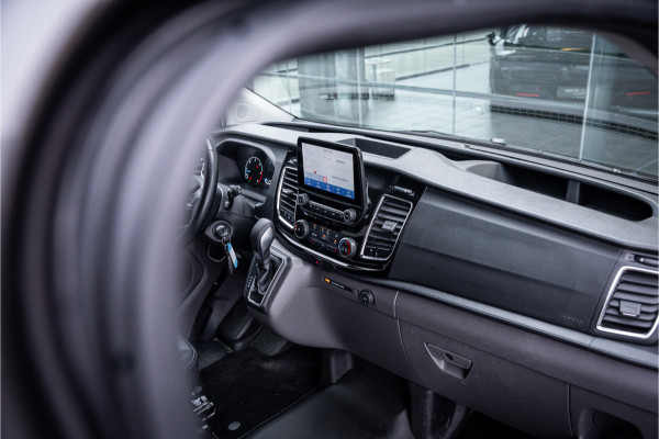 Ford Transit Custom 320 2.0 TDCI 185pk Aut. L2H1 Sport ** Dubbel Cabine ** Leer ** Trekhaak