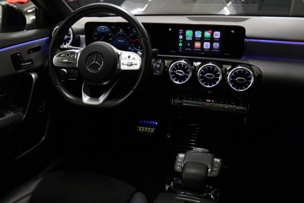 Mercedes-Benz A-Klasse 200 AMG NAP Pano/Carplay/Keyless/Memory/Sfeerver/VOL