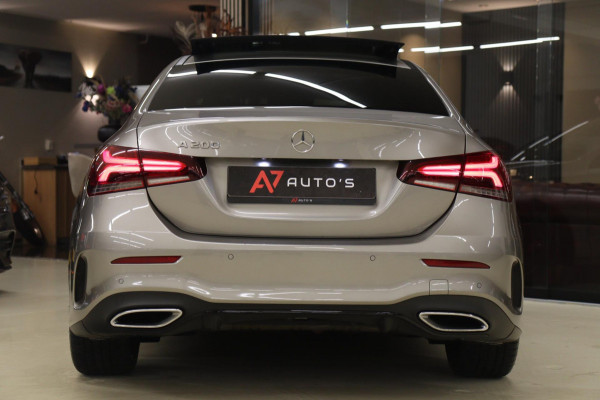 Mercedes-Benz A-Klasse 200 AMG NAP Pano/Carplay/Keyless/Memory/Sfeerver/VOL