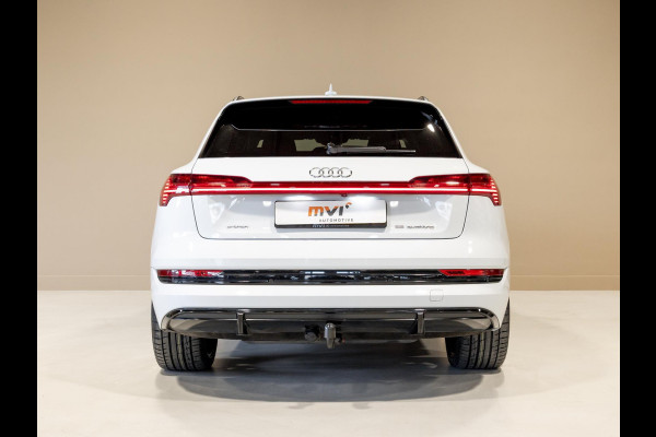 Audi e-tron 55 quattro S edition 95 kWh / 408pk / SOH 89% / Panoramadak / Trekhaak / B&O /