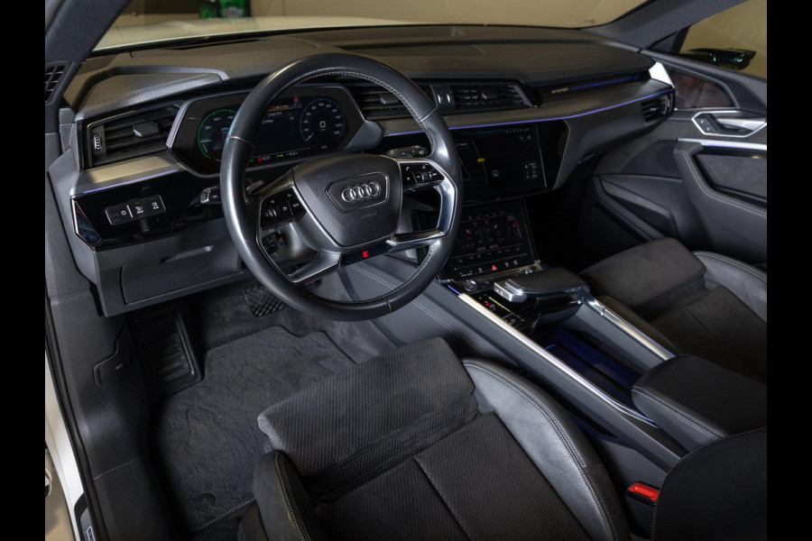 Audi e-tron 55 quattro S edition 95 kWh / 408pk / SOH 89% / Panoramadak / Trekhaak / B&O /