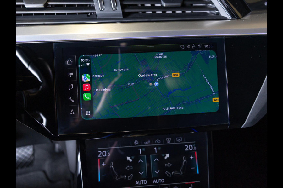 Audi e-tron 55 quattro S edition 95 kWh / 408pk / SOH 89% / Panoramadak / Trekhaak / B&O /