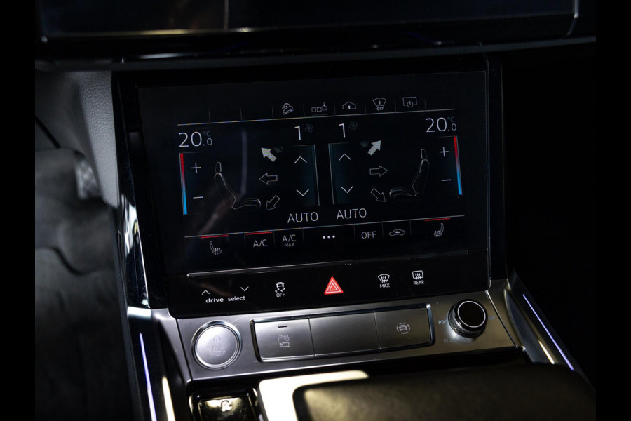 Audi e-tron 55 quattro S edition 95 kWh / 408pk / SOH 89% / Panoramadak / Trekhaak / B&O /