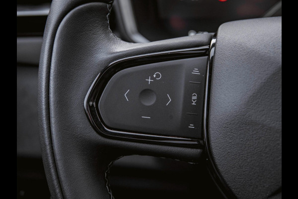 Lynk & Co 01 1.5 Black Edition Trekhaak|Panoramadak|360° Camera|ACC|Stoelverwarming|Navi|Carplay