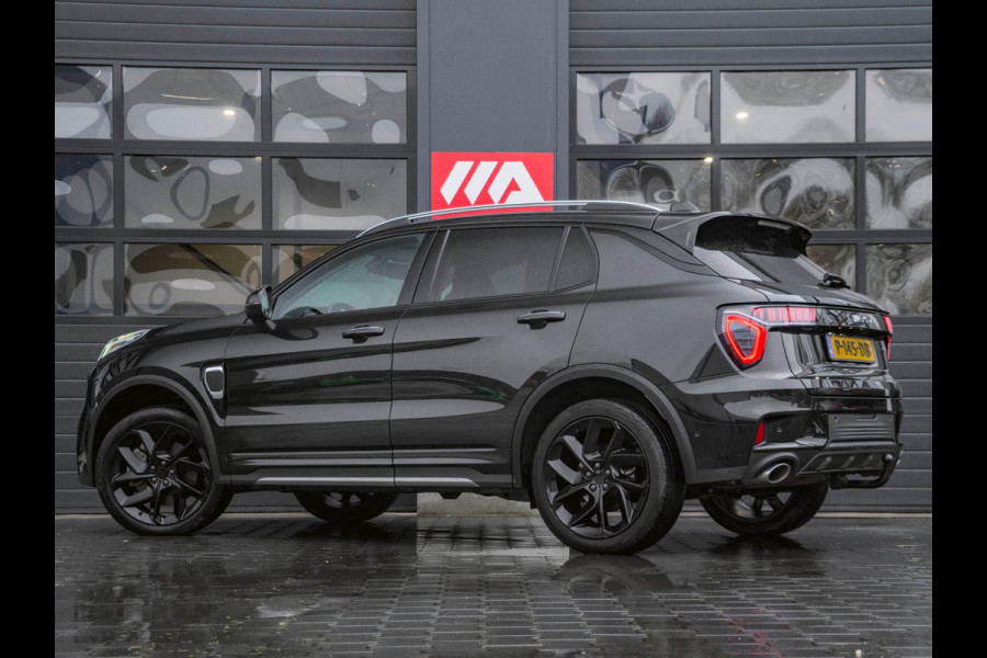 Lynk & Co 01 1.5 Black Edition Trekhaak|Panoramadak|360° Camera|ACC|Stoelverwarming|Navi|Carplay