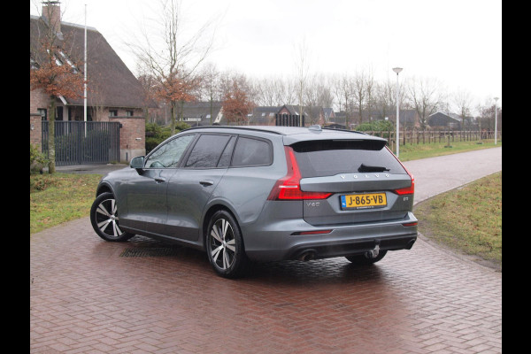 Volvo V60 2.0 B3 Momentum Advantage | Camera | Trekhaak | Apple Carplay | Cruise Control |