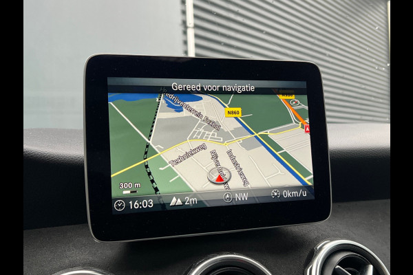 Mercedes-Benz GLA BWJ 2018 | 200 157PK Premium Plus AUTOMAAT | PANO DAK | CAMERA A | AMG-LINE | CLIMA | NAVI | STOELVERW | LEDER/ALCANTARA |