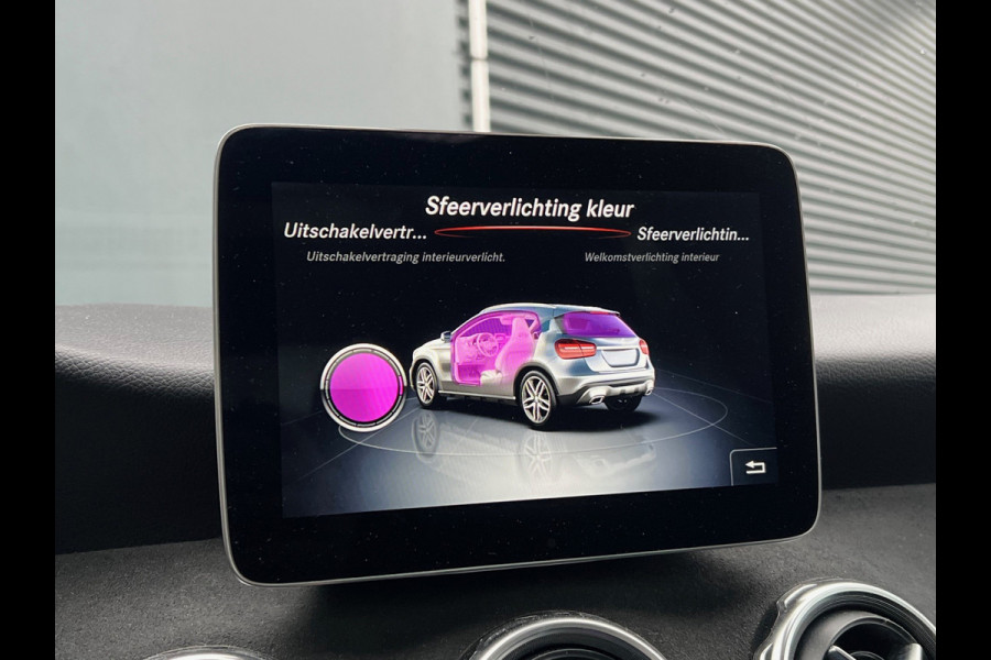 Mercedes-Benz GLA BWJ 2018 | 200 157PK Premium Plus AUTOMAAT | PANO DAK | CAMERA A | AMG-LINE | CLIMA | NAVI | STOELVERW | LEDER/ALCANTARA |