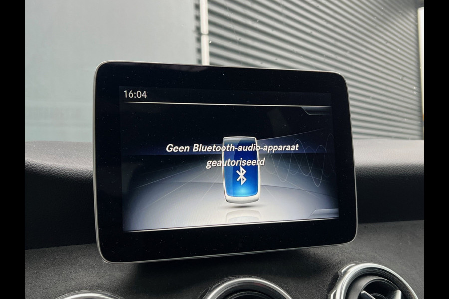 Mercedes-Benz GLA BWJ 2018 | 200 157PK Premium Plus AUTOMAAT | PANO DAK | CAMERA A | AMG-LINE | CLIMA | NAVI | STOELVERW | LEDER/ALCANTARA |