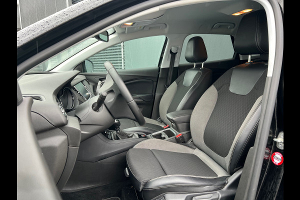 Opel Grandland X BWJ 2020 | 1.2T 131PK Business Executive | CLIMA | NAVI | CARPLAY | CAMERA A | PRIVACY GLASS | PDC 2X | LICHTMETAAL | CRUISE |
