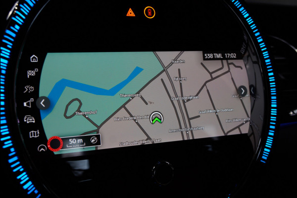 MINI Mini 1.5 Cooper Navi Leer Camera PDC Carplay Keyless Go & Entry LM velgen Zwarte binnenhemel Stoelverwarming Sportstoelen LED BTW auto!