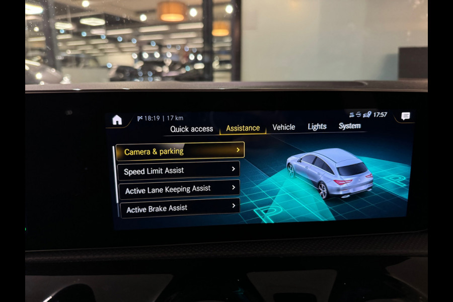 Mercedes-Benz CLA-Klasse Shooting Brake 180 AMG Pano|Sfeer