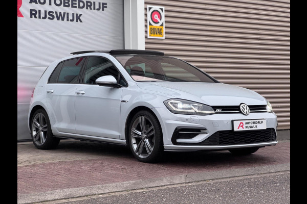 Volkswagen Golf 1.5 TSI 3x R-Line Pano/Camera/AppleCarPlay