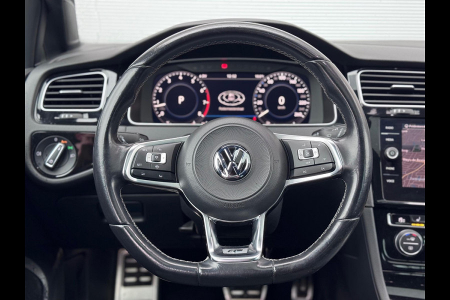 Volkswagen Golf 1.5 TSI 3x R-Line Pano/Camera/AppleCarPlay