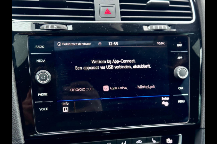 Volkswagen Golf 1.5 TSI 3x R-Line Pano/Camera/AppleCarPlay