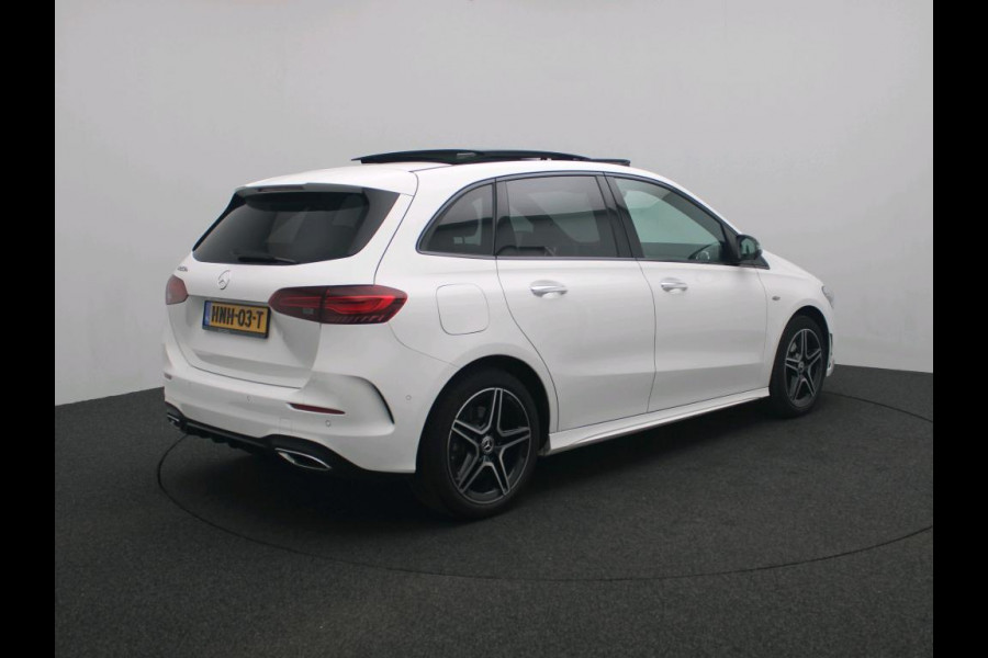 Mercedes-Benz B-Klasse 250 e Business Solution AMG AMG Line | Night Pakket | Panorama Schuif-Kanteldak | Memory Voorstoelen | Parkeerpakket met 360°-camera. Inclusief 24 maanden Mercedes-Benz Certified garantie voor Europa.