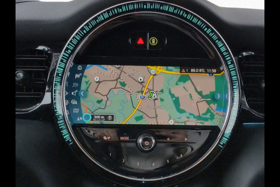 MINI 1.5 Cooper Classic (100kW/136pk) ** LED, LEDER, VIRTUAL, H&K Sound, PANORAMA, CAMERA, 17-inch LMV ** 1e EIG - Slechts 13.700km ** ** INFORMEER OOK NAAR ONZE AANTREKKELIJKE FINANCIAL-LEASE TARIEVEN **