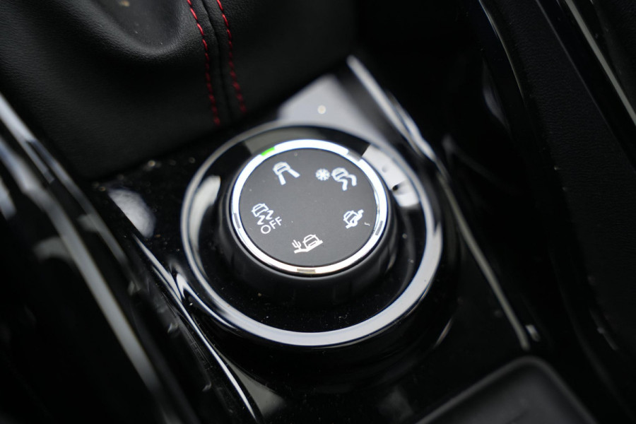 Peugeot 2008 1.2 PureTech GT-line Black on black Lederen bekleding