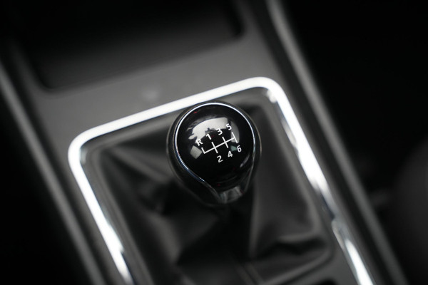 Seat Ateca 1.4 EcoTSI Style Ecc Navi LMV trekhaak camera cruise CarPlay