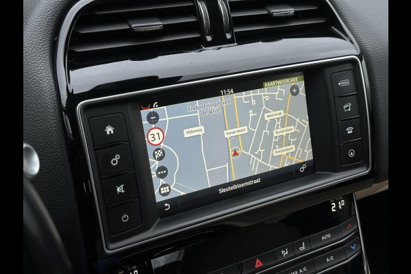 Jaguar XE 2.0 Prestige Pro Edition