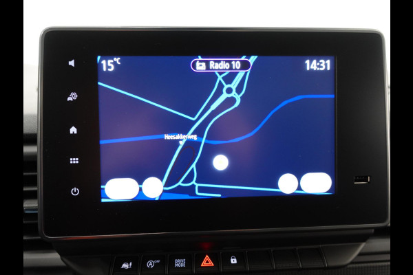 Renault Trafic 2.0 Blue dCi 150PK T30 L2H1 Advance Automaat Airco Bluetooth Cruise Parkeersensoren Navigatie Trekhaak