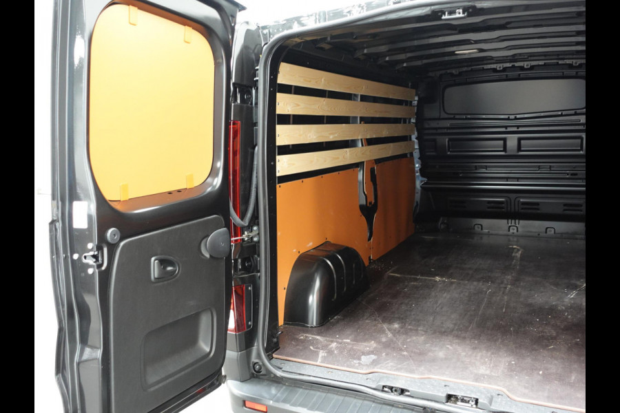 Renault Trafic 2.0 Blue dCi 150PK T30 L2H1 Advance Automaat Airco Bluetooth Cruise Parkeersensoren Navigatie Trekhaak