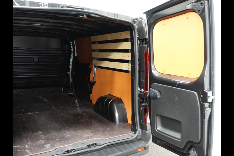 Renault Trafic 2.0 Blue dCi 150PK T30 L2H1 Advance Automaat Airco Bluetooth Cruise Parkeersensoren Navigatie Trekhaak