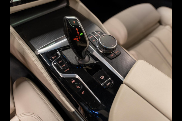 BMW 5 Serie 530e M-Pakket, Shadow Line, Laser Light, Pano, Virtual, Leder, 360 Cam, ACC, Ambiënte Light, PDC, Dealer Onderhouden