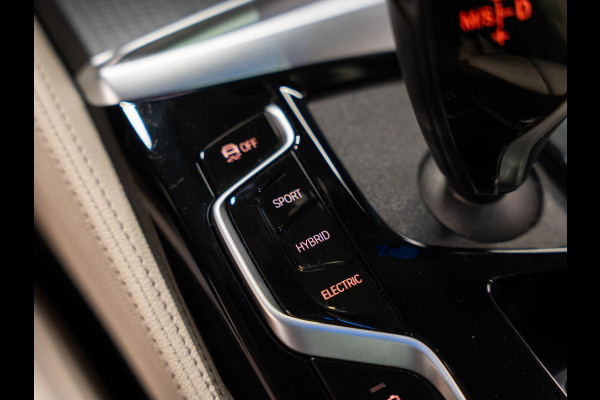 BMW 5 Serie 530e M-Pakket, Shadow Line, Laser Light, Pano, Virtual, Leder, 360 Cam, ACC, Ambiënte Light, PDC, Dealer Onderhouden