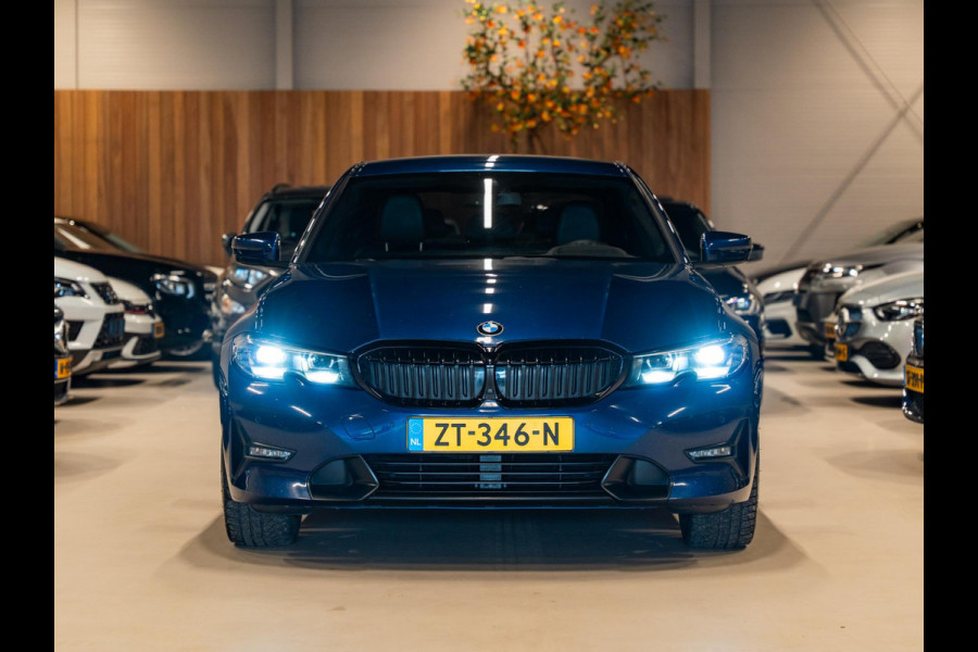 BMW 3-serie 320i M Pakket, Digi Dash, Apple Carplay, Android Auto, Navi, Ambiënte Light, Cruise, PDC, Led, Volledig Onderhouden