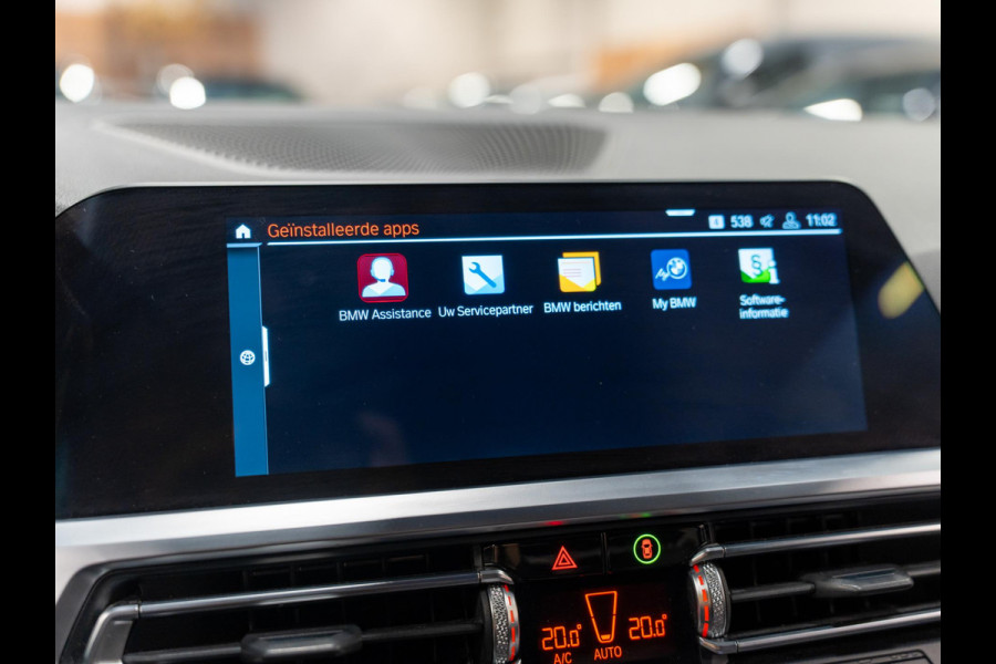 BMW 3-serie 320i M Pakket, Digi Dash, Apple Carplay, Android Auto, Navi, Ambiënte Light, Cruise, PDC, Led, Volledig Onderhouden