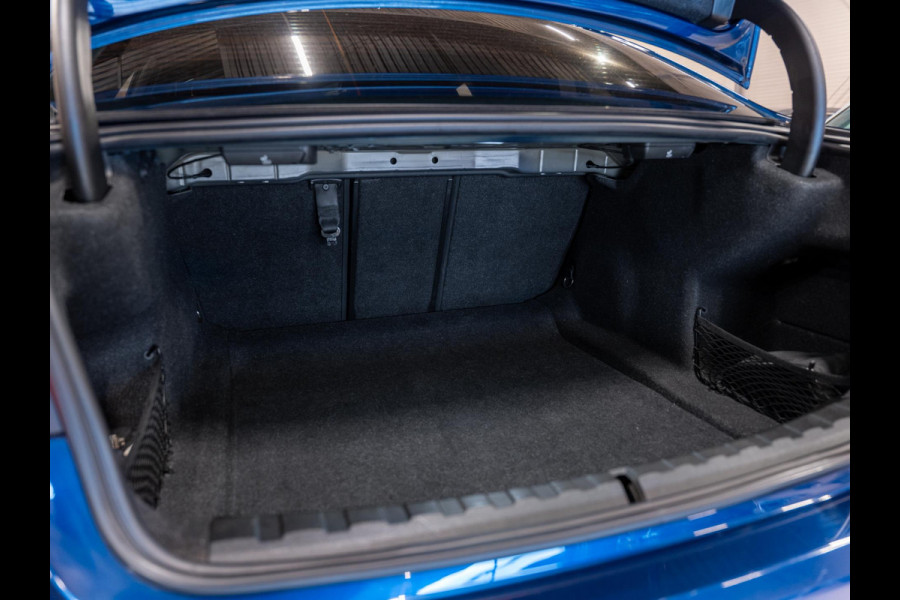 BMW 3-serie 320i M Pakket, Digi Dash, Apple Carplay, Android Auto, Navi, Ambiënte Light, Cruise, PDC, Led, Volledig Onderhouden