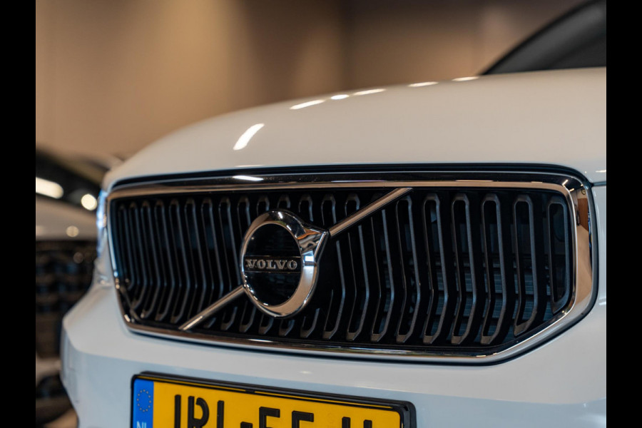 Volvo XC40 1.5 T3 163PK Momentum, Navi, Cruise, PDC, Clima, Voll Led, Bluetooth/Tel, Volledig Onderhouden