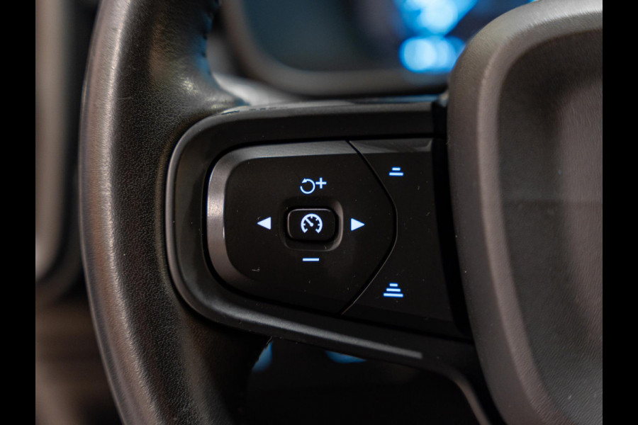 Volvo XC40 1.5 T3 163PK Momentum, Navi, Cruise, PDC, Clima, Voll Led, Bluetooth/Tel, Volledig Onderhouden