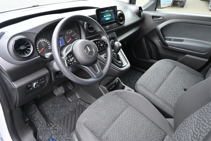 Mercedes-Benz Citan 110 CDI L2 Pro 3 Zitplaatsen, MBUX met camera