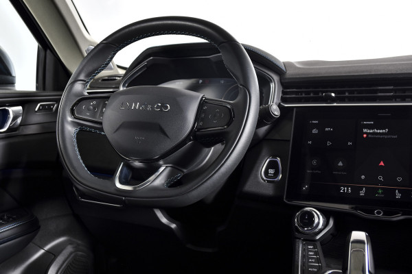 Lynk & Co 01 1.5 PHEV 261PK MY22 | Blackpakket | 360 Camera | 7.4 kWh Boordlader | S/K-panodak | Adapt. Cruise | Memory | Elek. klep | LM 20" |