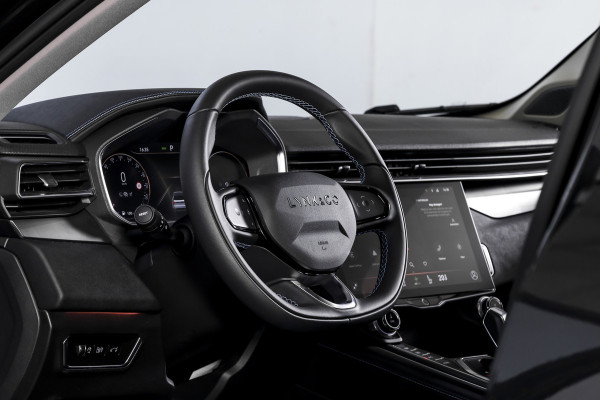 Lynk & Co 01 1.5 PHEV 261PK MY22 | Blackpakket | 360 Camera | 7.4 kWh Boordlader | S/K-panodak | Adapt. Cruise | Memory | Elek. klep | LM 20" |