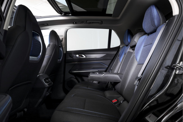 Lynk & Co 01 1.5 PHEV 261PK MY22 | Blackpakket | 360 Camera | 7.4 kWh Boordlader | S/K-panodak | Adapt. Cruise | Memory | Elek. klep | LM 20" |