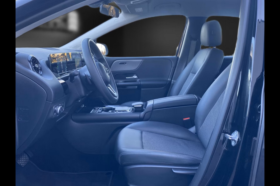 Mercedes-Benz B-Klasse 250e Business ** APPLE/ANDROID - NAVI - HALF-LEDER - SPOORASS - CRUISE ** 1e EIG - UNFALLFREI ** ** INFORMEER OOK NAAR ONZE AANTREKKELIJKE FINANCIAL-LEASE TARIEVEN **