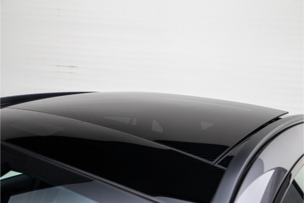 Mercedes-Benz GLA 250 e AMG Premium, Pano, Head-up, Memory, Nightpack, Facelift