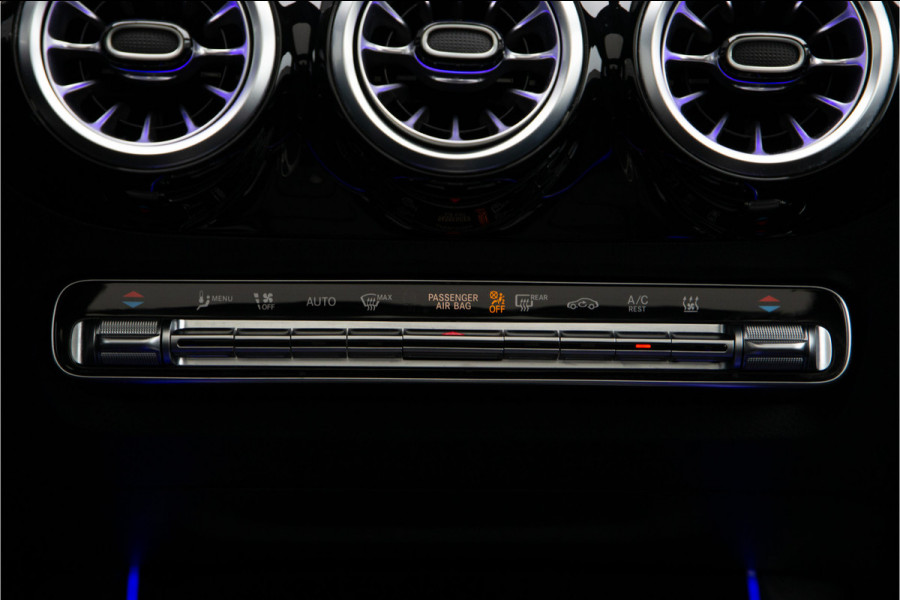 Mercedes-Benz GLA 250 e AMG Premium, Pano, Head-up, Memory, Nightpack, Facelift