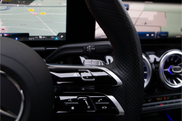 Mercedes-Benz GLA 250 e AMG Premium, Pano, Head-up, Memory, Nightpack, Facelift