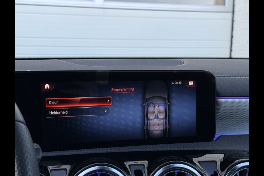 Mercedes-Benz A-Klasse 250 e Business Solution AMG Edition | Pano | Ambient Light | Camera | LED | 18 inch